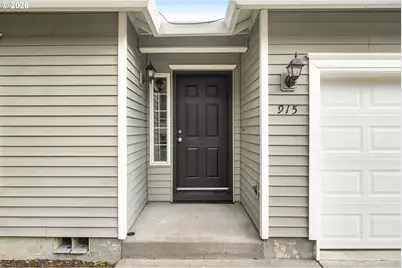 915 NE Mariners Loop, Portland, OR 97211 - Photo 3