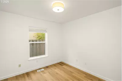 915 NE Mariners Loop, Portland, OR 97211 - Photo 19