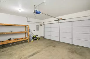 915 NE Mariners Loop, Portland, OR 97211 - Photo 27
