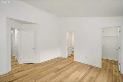 915 NE Mariners Loop, Portland, OR 97211 - Photo 15