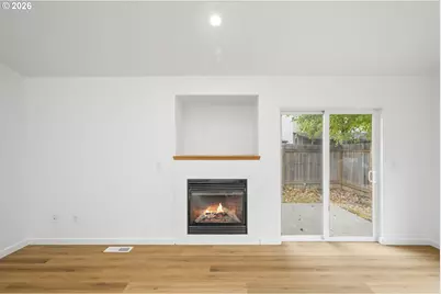 915 NE Mariners Loop, Portland, OR 97211 - Photo 11