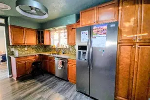 1304 Ocean Ct, Coos Bay, OR 97420 - Photo 13