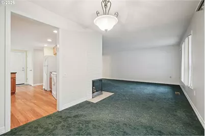 16470 SW Royalty Pkwy, Portland, OR 97224 - Photo 7