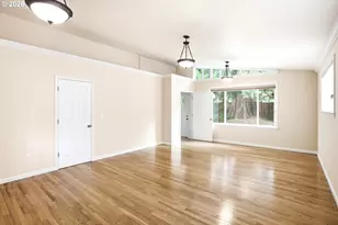 105 E 39th Ave, Eugene, OR 97405 - Photo 25