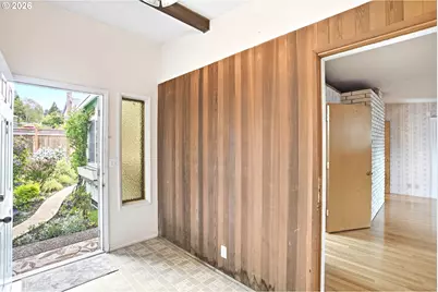 105 E 39th Ave, Eugene, OR 97405 - Photo 13