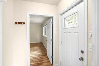 105 E 39th Ave, Eugene, OR 97405 - Photo 27