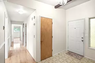 105 E 39th Ave, Eugene, OR 97405 - Photo 33