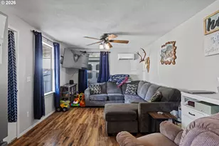 1932 Willow St, Myrtle Point, OR 97458 - Photo 5