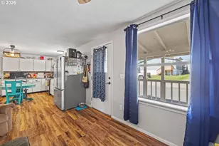 1932 Willow St, Myrtle Point, OR 97458 - Photo 7