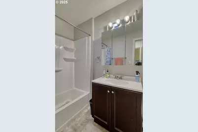 1848 Thomas Ave, Coos Bay, OR 97420 - Photo 33