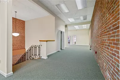 122 SW 3rd Ave, Portland, OR 97204 - Photo 7