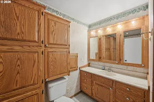 2984 Myrtle St, North Bend, OR 97459 - Photo 15