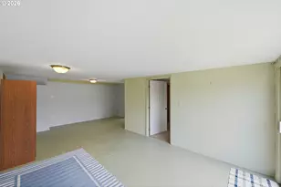 2984 Myrtle St, North Bend, OR 97459 - Photo 27