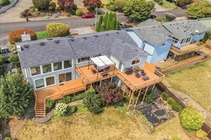 1720 9th St, Columbia City, OR 97018 - Photo 39