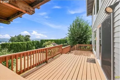 1720 9th St, Columbia City, OR 97018 - Photo 31