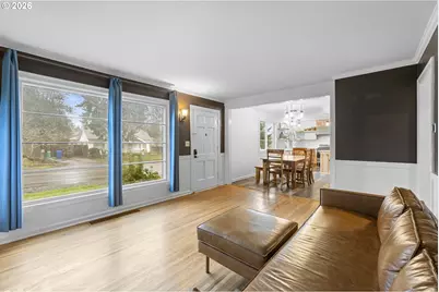 4126 NE 105th Ave, Portland, OR 97220 - Photo 5