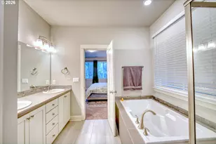 8303 SE Sitka St, Hillsboro, OR 97123 - Photo 17