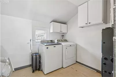 13943 SE Lincoln St #A, Portland, OR 97233 - Photo 21