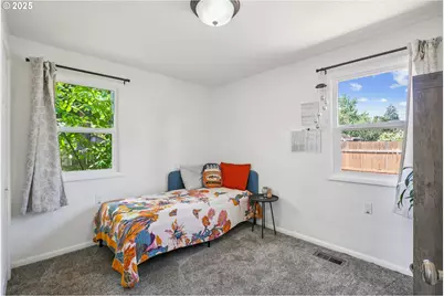 13943 SE Lincoln St #A, Portland, OR 97233 - Photo 17