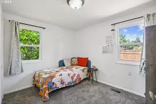 13943 SE Lincoln St, Portland, OR 97233 - Photo 17