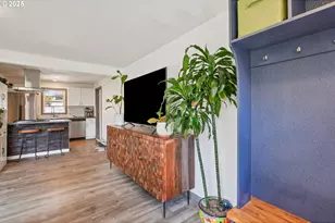 13943 SE Lincoln St, Portland, OR 97233 - Photo 5