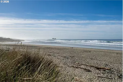 300 N Pacific St #43, Rockaway Beach, OR 97136 - Photo 39