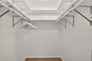 2109 NW Irving St, Portland, OR 97210 - Photo 17