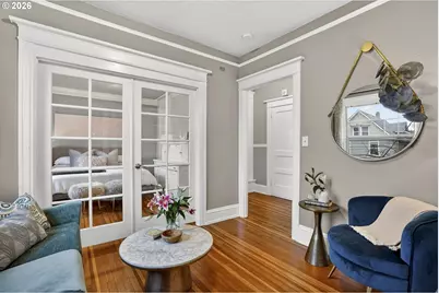 2109 NW Irving St #205, Portland, OR 97210 - Photo 9