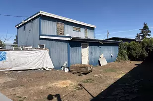 1273 33rd St, Springfield, OR 97478 - Photo 5