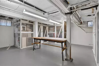 2325 NE Flanders St #8, Portland, OR 97232 - Photo 35