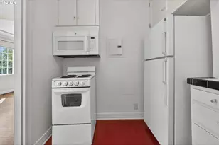 2325 NE Flanders St, Portland, OR 97232 - Photo 15