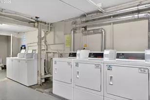 2325 NE Flanders St, Portland, OR 97232 - Photo 31