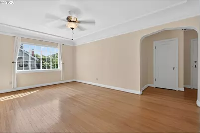 2325 NE Flanders St #8, Portland, OR 97232 - Photo 5