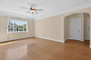 2325 NE Flanders St, Portland, OR 97232 - Photo 5