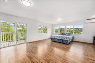 250 Valley View Rd, Sutherlin, OR 97479 - Photo 9