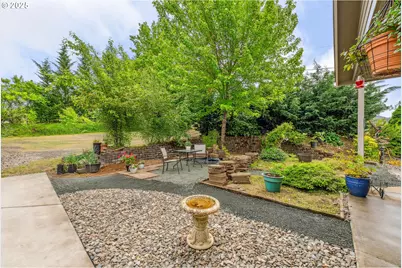 250 Valley View Rd, Sutherlin, OR 97479 - Photo 33