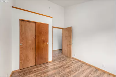 250 Valley View Rd, Sutherlin, OR 97479 - Photo 25