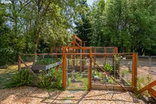 7650 NW Mountain View Dr, Corvallis, OR 97330 - Photo 33