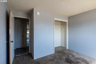7675 Gladstone Ave, White City, OR 97503 - Photo 13