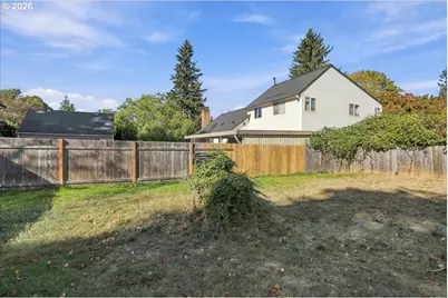 3707 SE 154th Ave, Portland, OR 97236 - Photo 17