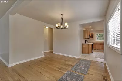 1013 NE Birchwood Dr, Hillsboro, OR 97124 - Photo 9