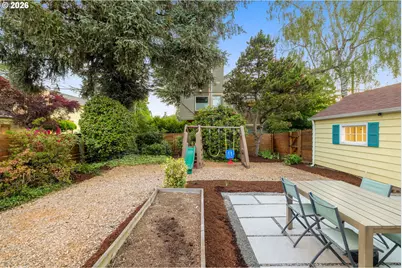 6405 NE 26th Ave, Portland, OR 97211 - Photo 33