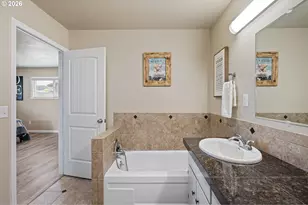 678 5th Ave, Sweet Home, OR 97386 - Photo 19