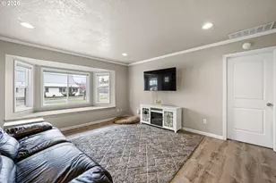 678 5th Ave, Sweet Home, OR 97386 - Photo 13