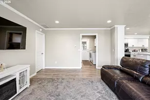 678 5th Ave, Sweet Home, OR 97386 - Photo 11