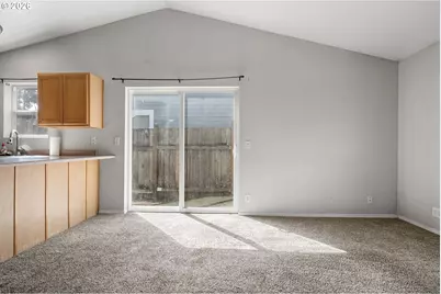 593 Hanover St, Eugene, OR 97402 - Photo 7