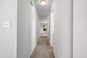 593 Hanover St, Eugene, OR 97402 - Photo 13