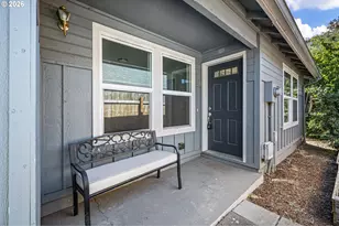 593 Hanover St, Eugene, OR 97402 - Photo 3