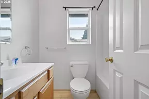 593 Hanover St, Eugene, OR 97402 - Photo 15