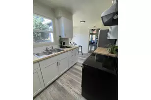 465 Davis St, Eugene, OR 97402 - Photo 11